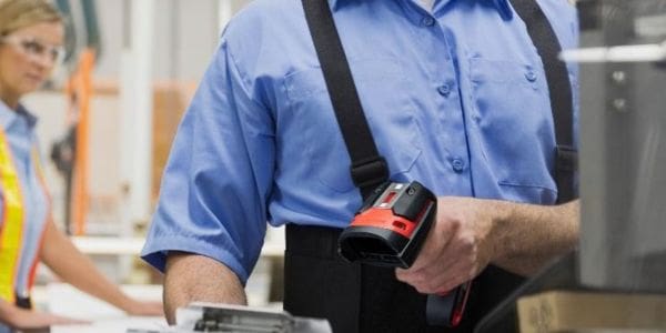 Honeywell Granit Ultra Scanner 2100i in use